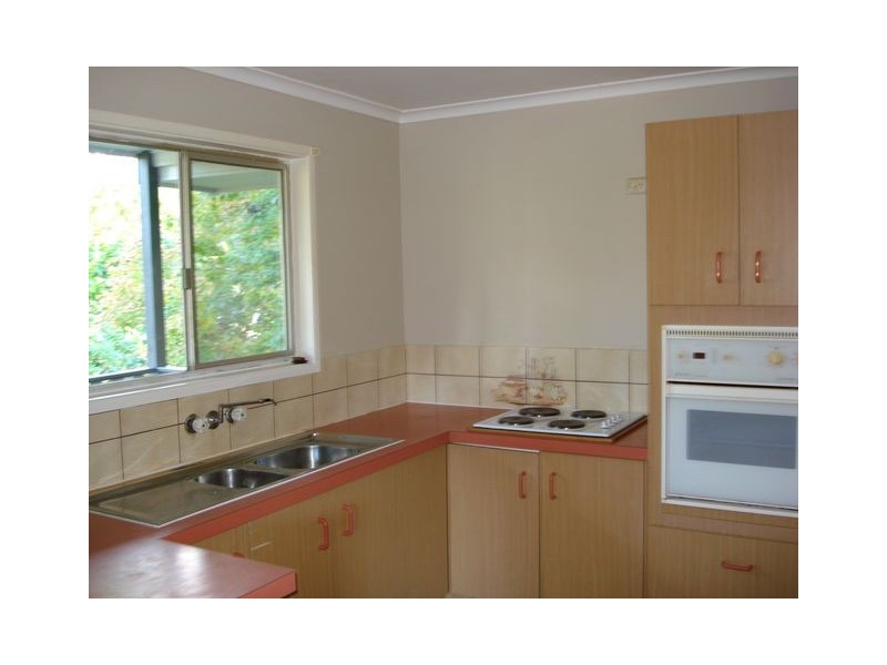 5 Nectar Street, Lamb Island QLD 4184