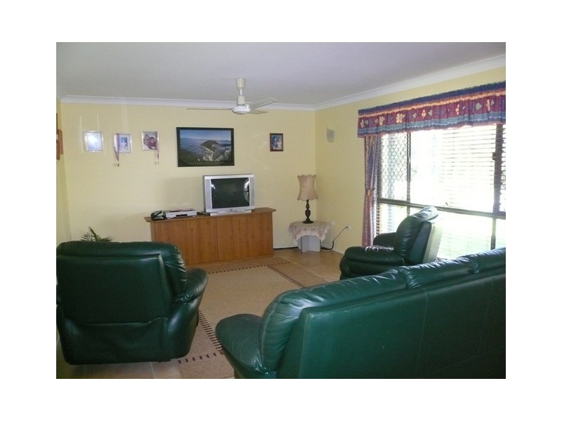 15 Kalara Street, Macleay Island QLD 4184