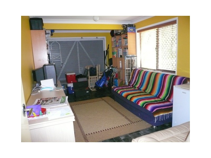 15 Kalara Street, Macleay Island QLD 4184