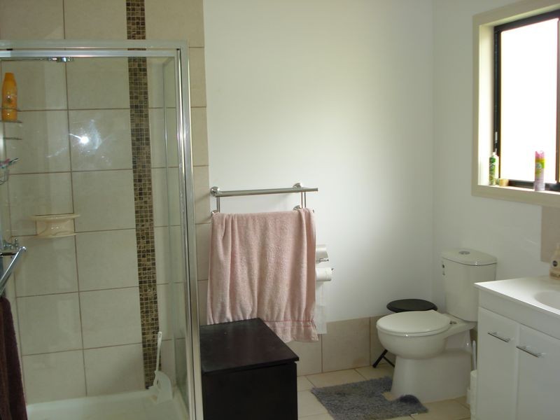 19 Pine Avenue, Lamb Island QLD 4184