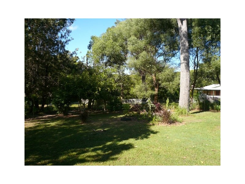 43-45 Ilya Street, Macleay Island QLD 4184
