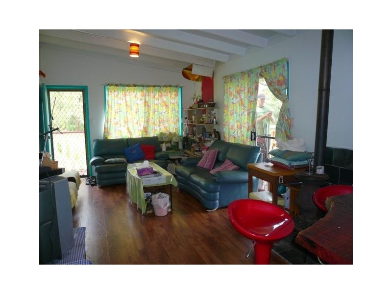 3 Swallow Road, Macleay Island QLD 4184