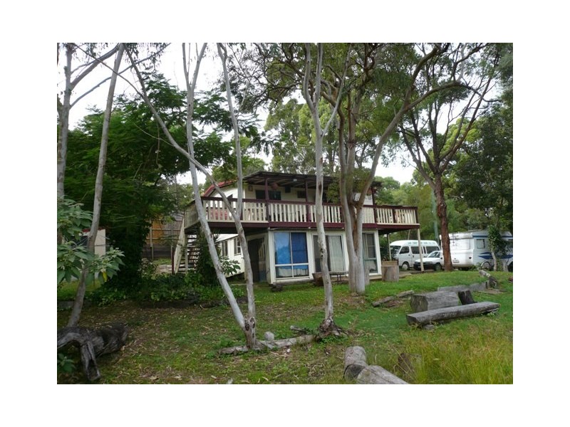 3 Swallow Road, Macleay Island QLD 4184