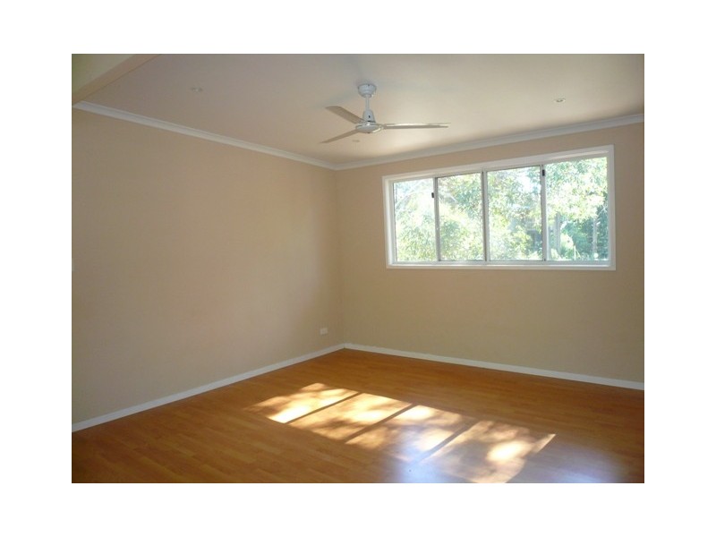 163 High Central Road, Macleay Island QLD 4184