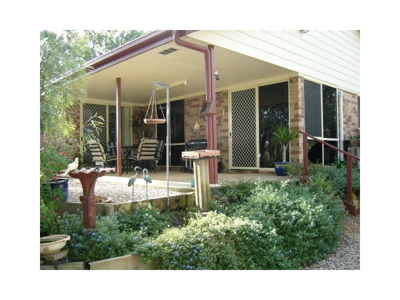 44 Calm Waters Crescent, Macleay Island QLD 4184