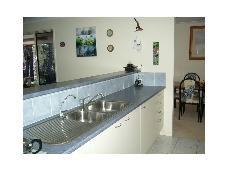 44 Calm Waters Crescent, Macleay Island QLD 4184