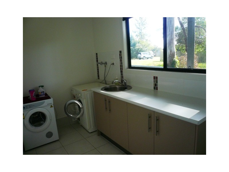 76 Coondooroopa Drive, Macleay Island QLD 4184