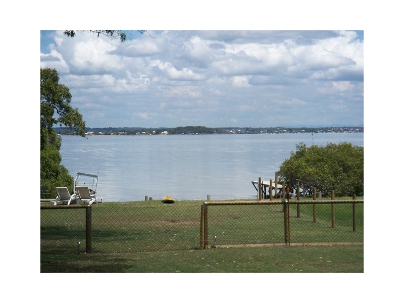 15 Attunga Street, Macleay Island QLD 4184
