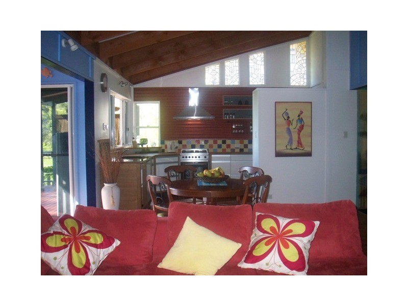 15 Attunga Street, Macleay Island QLD 4184