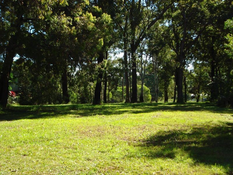 5 Pindarri Street, Lamb Island QLD 4184