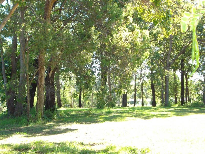 5 Pindarri Street, Lamb Island QLD 4184