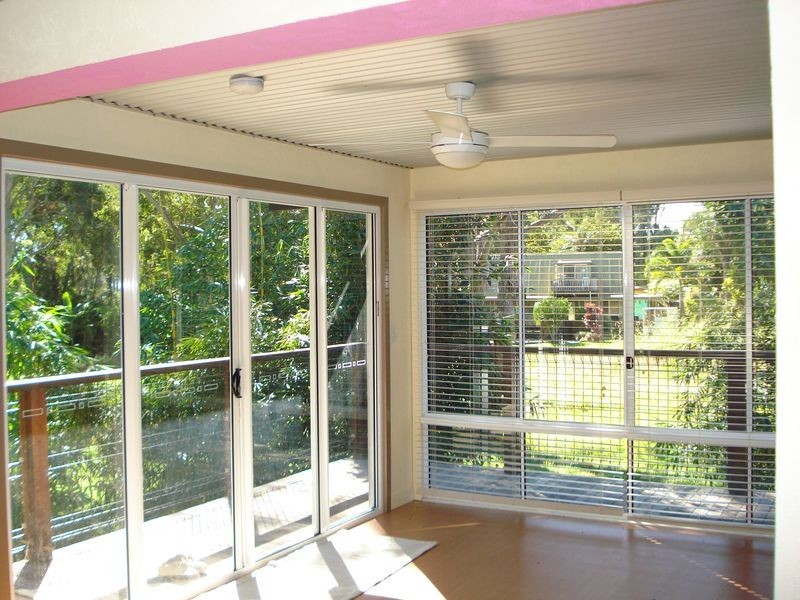 158 Lucas Drive, Lamb Island QLD 4184
