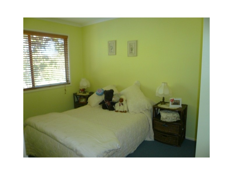 61 Lonicera Street, Macleay Island QLD 4184