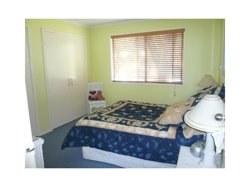 61 Lonicera Street, Macleay Island QLD 4184