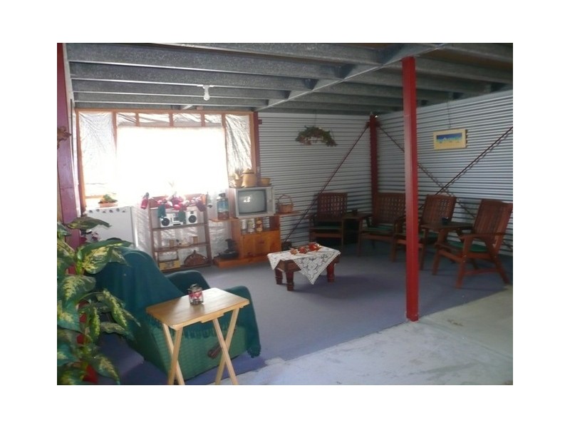 61 Lonicera Street, Macleay Island QLD 4184