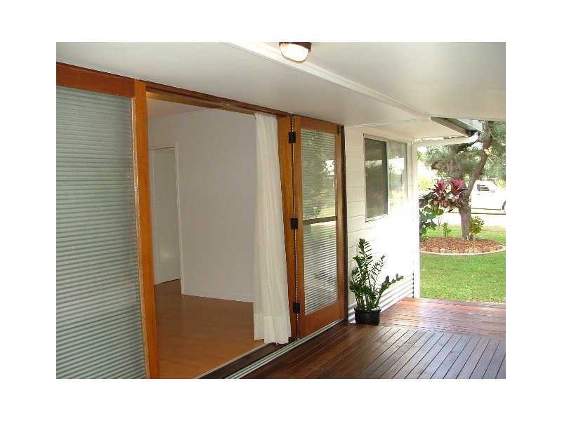 14 Lemontree Drive, Macleay Island QLD 4184