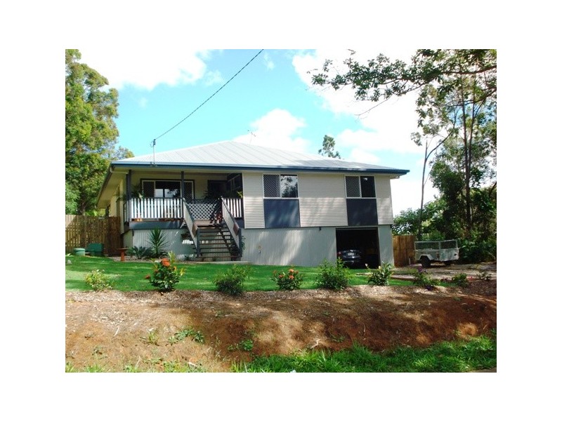 115 High Central Road, Macleay Island QLD 4184