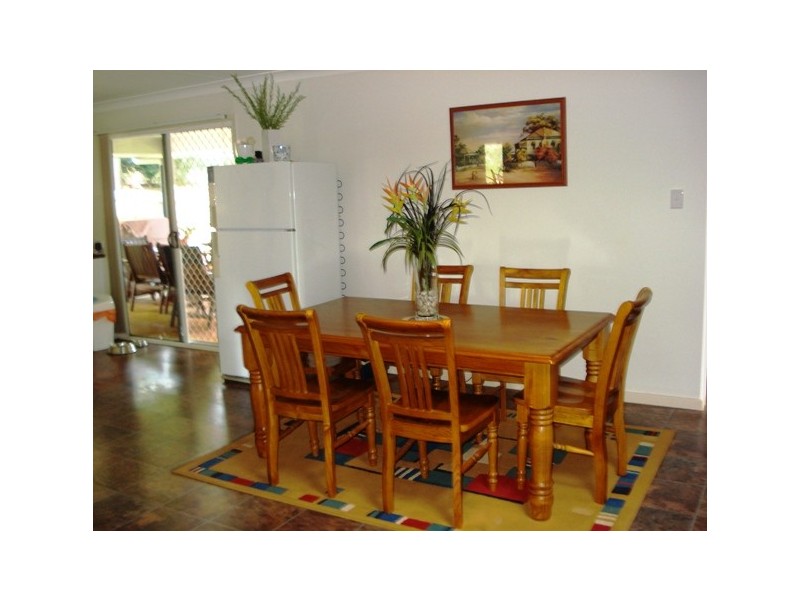 115 High Central Road, Macleay Island QLD 4184