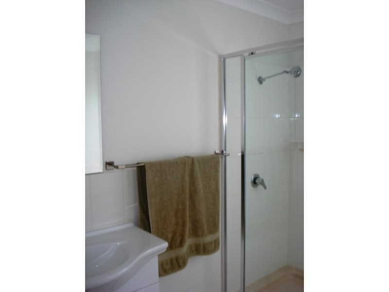 115 High Central Road, Macleay Island QLD 4184