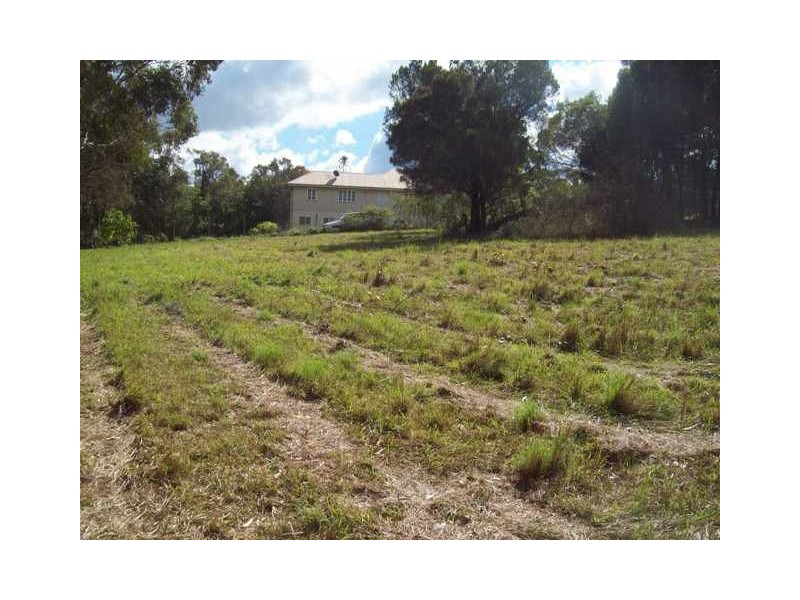 128 High Central Rd, Macleay Island QLD 4184