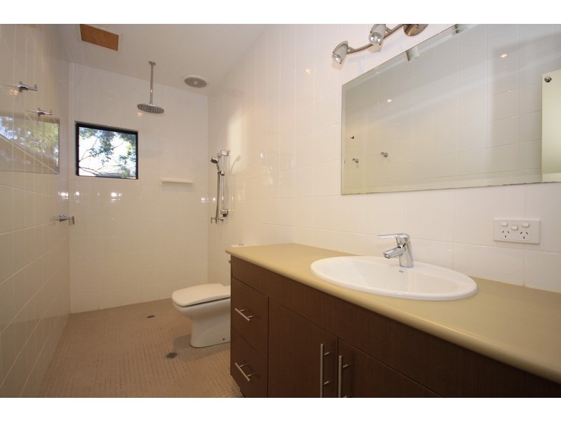 91 Coondooroopa Drive, Macleay Island QLD 4184