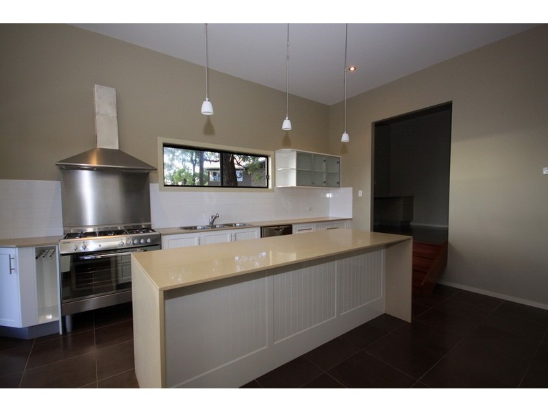 91 Coondooroopa Drive, Macleay Island QLD 4184