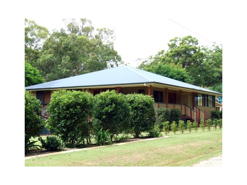 34 President Terrace, Macleay Island QLD 4184