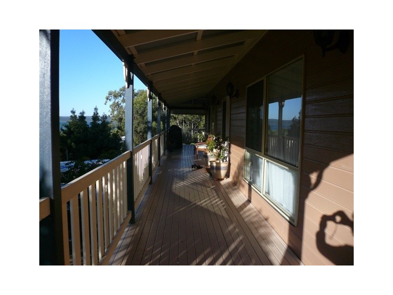 46 Beelong street, Macleay Island QLD 4184