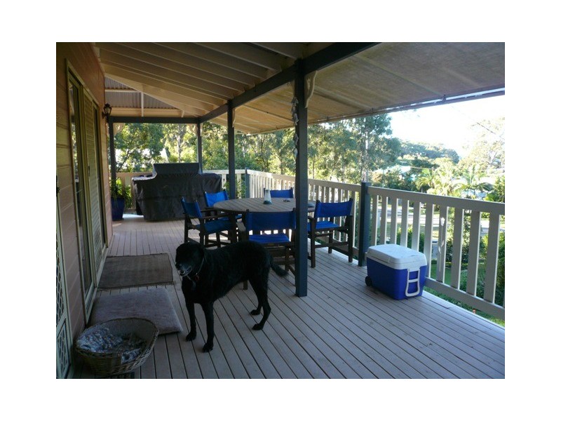 46 Beelong street, Macleay Island QLD 4184