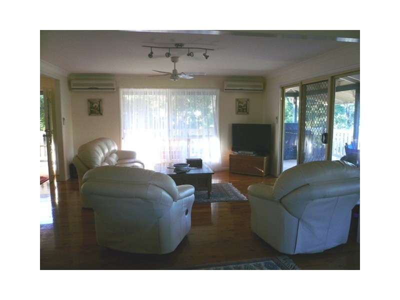 46 Beelong street, Macleay Island QLD 4184