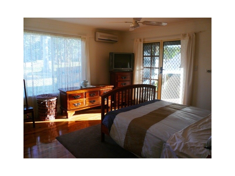 46 Beelong street, Macleay Island QLD 4184