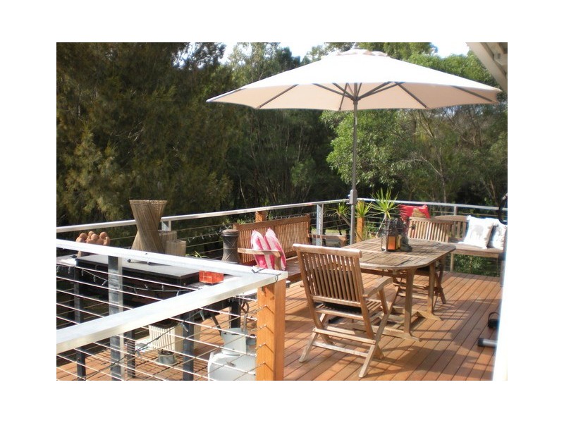 35 Francis Road, Macleay Island QLD 4184