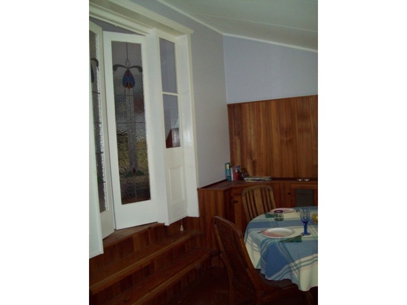 2 Wirralee St, Macleay Island QLD 4184