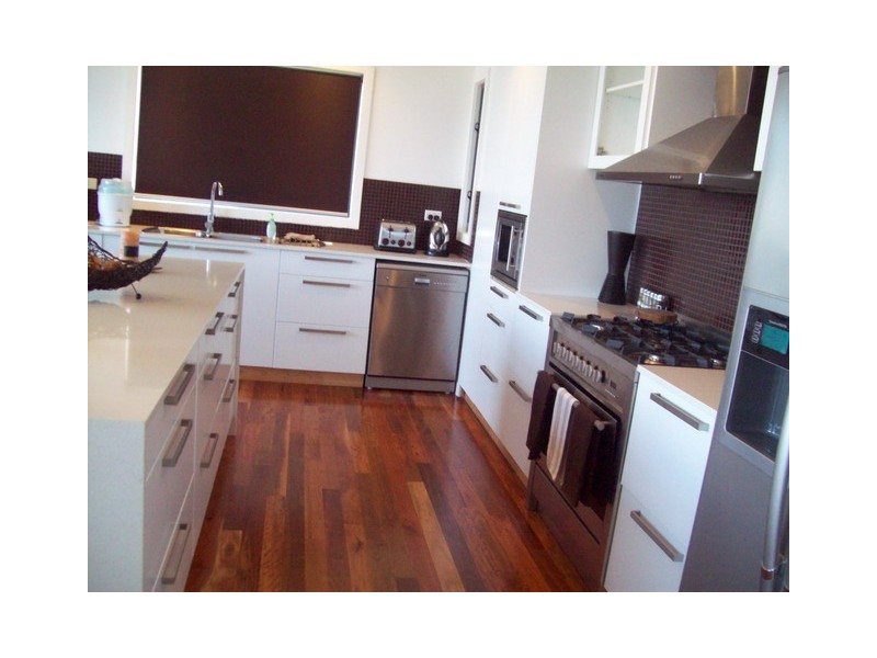 28 Coorong, Macleay Island QLD 4184
