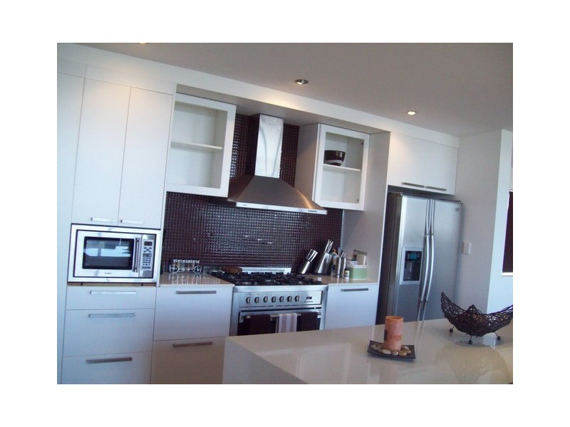 28 Coorong, Macleay Island QLD 4184