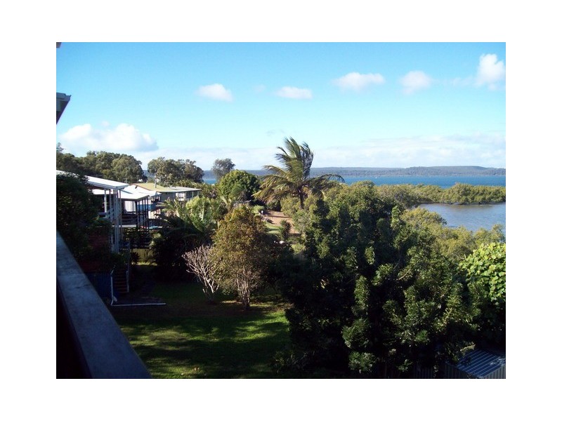 28 Coorong, Macleay Island QLD 4184