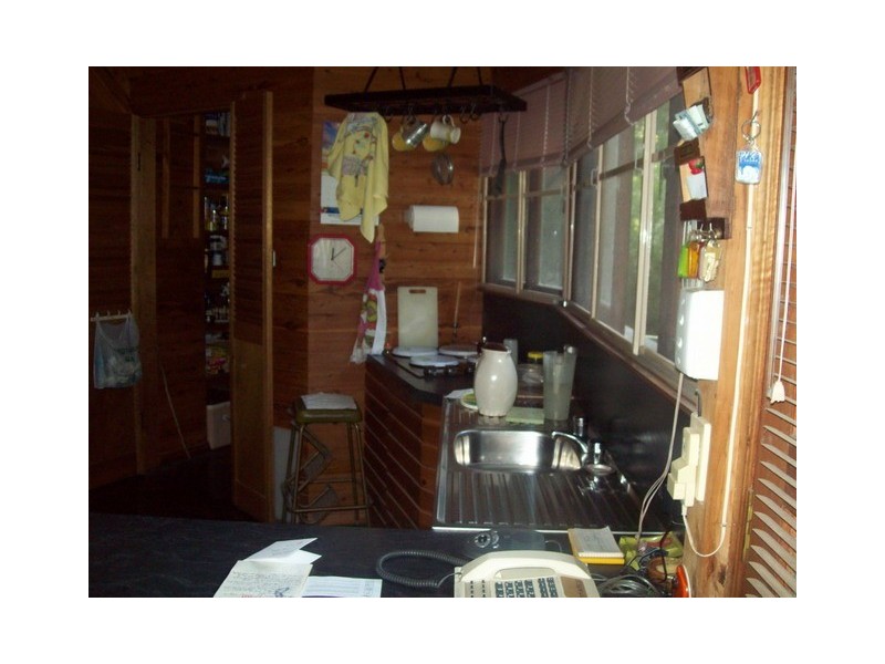 2-4 Eumina, Macleay Island QLD 4184