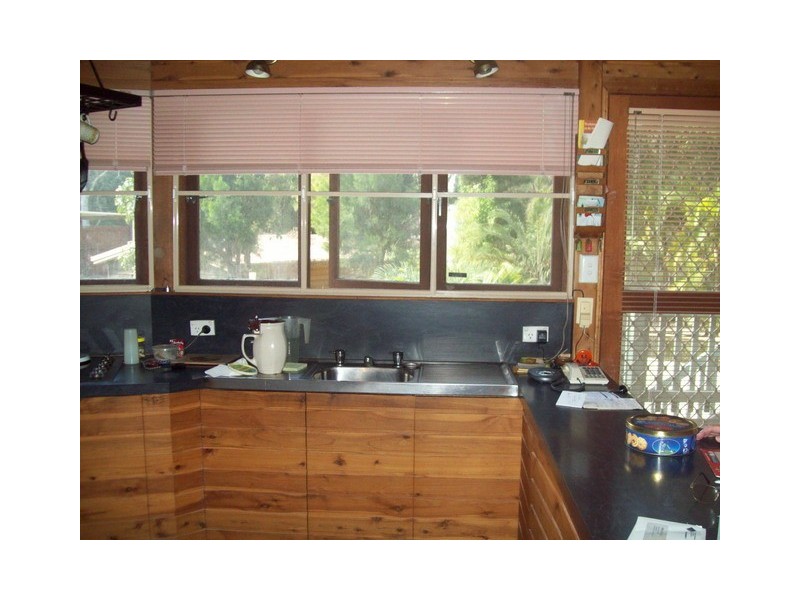 2-4 Eumina, Macleay Island QLD 4184