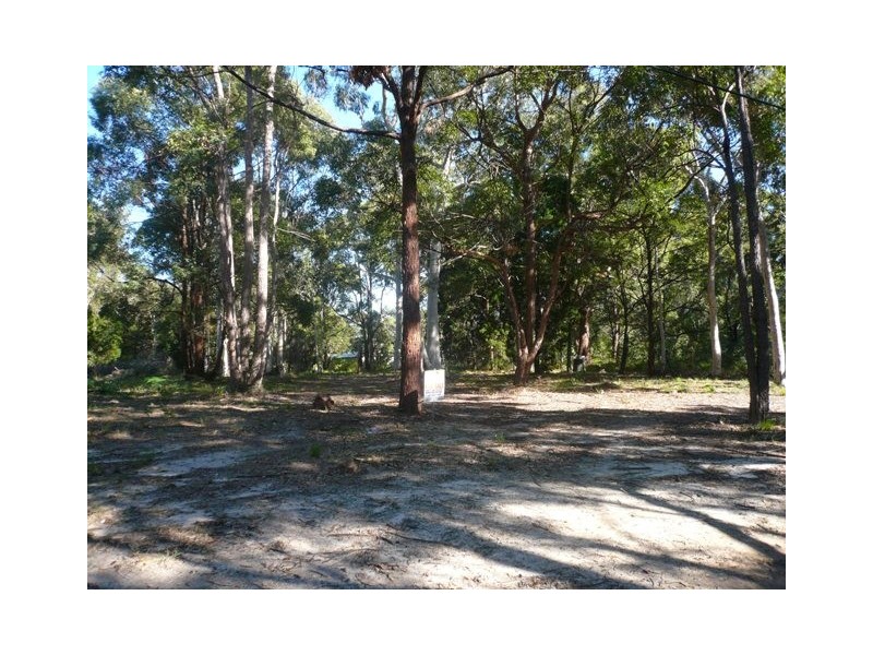 7-11 Wandoo Avenue, Macleay Island QLD 4184