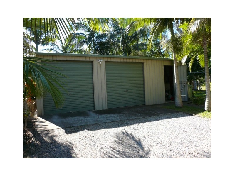 19 Benowa Street, Macleay Island QLD 4184