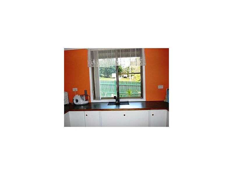 13 Michael Avenue, Lamb Island QLD 4184