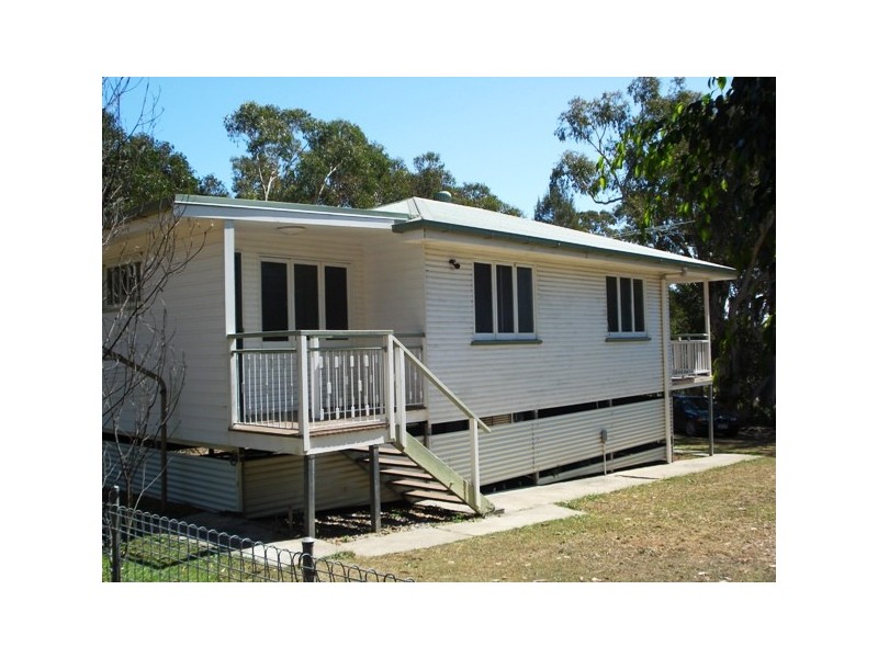 18 Devaney Street, Macleay Island QLD 4184