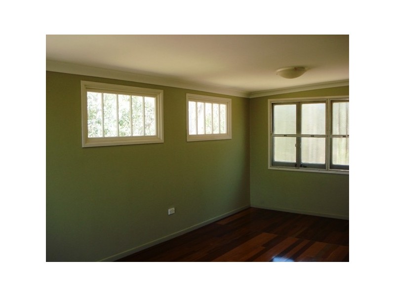 18 Devaney Street, Macleay Island QLD 4184