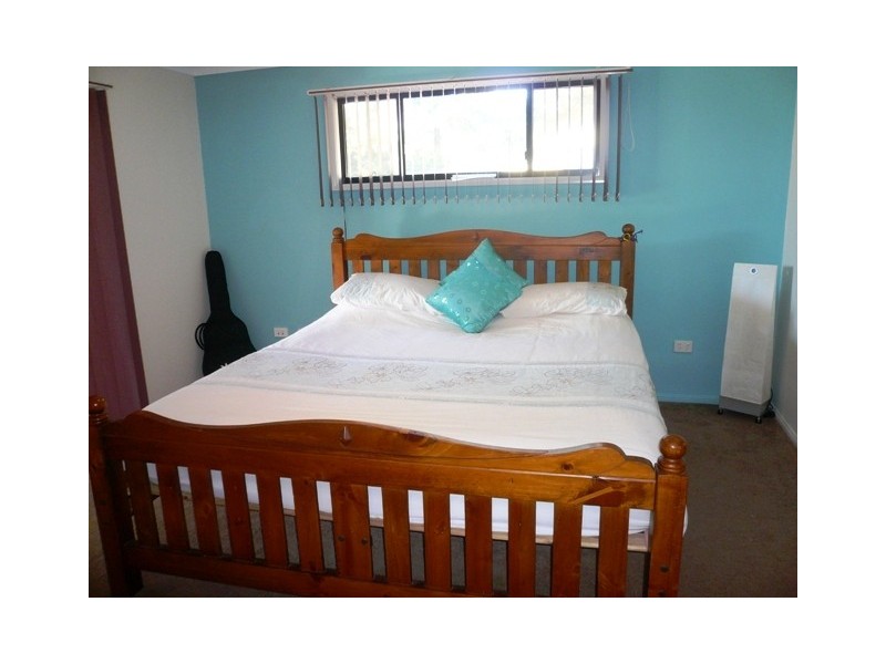 24-26 Natone Terrace, Macleay Island QLD 4184