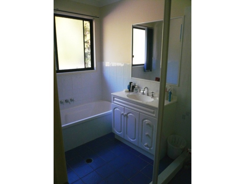 24-26 Natone Terrace, Macleay Island QLD 4184