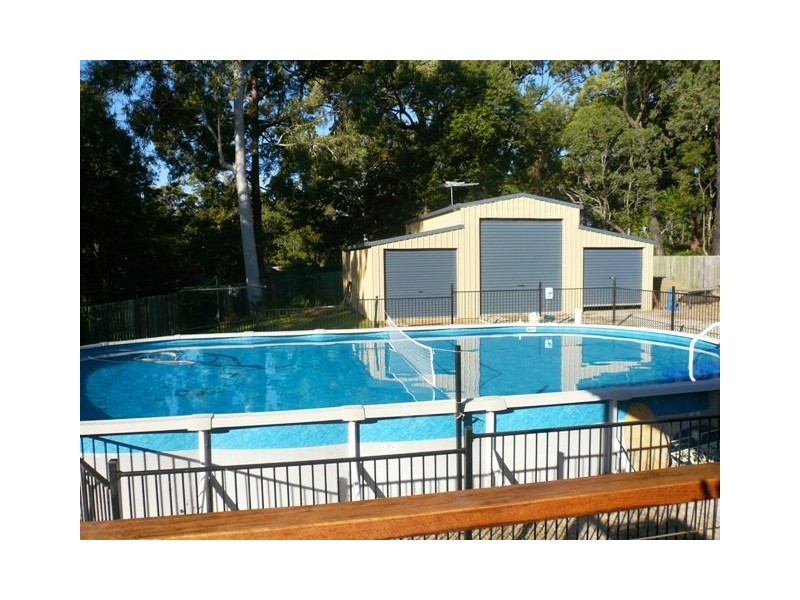 24-26 Natone Terrace, Macleay Island QLD 4184