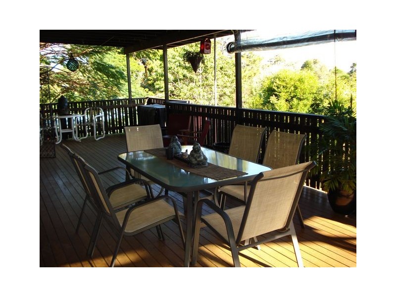 1-5 Leonie Crescnt, Lamb Island QLD 4184