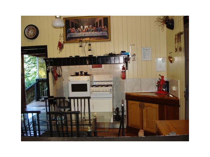 1-5 Leonie Crescnt, Lamb Island QLD 4184