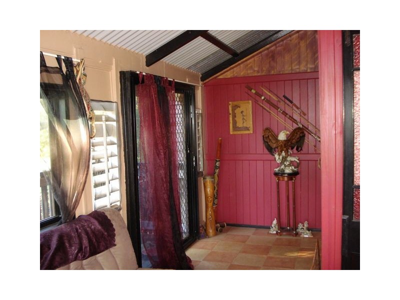 1-5 Leonie Crescnt, Lamb Island QLD 4184