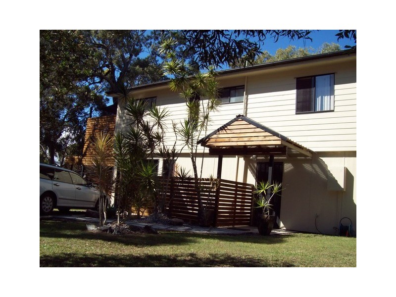 12 Ilya, Macleay Island QLD 4184